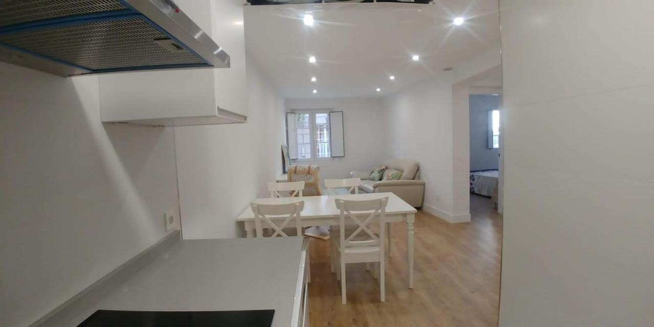 Comodo Apartamento En Zona Antigua Dos Apartment Понтеведра Екстериор снимка